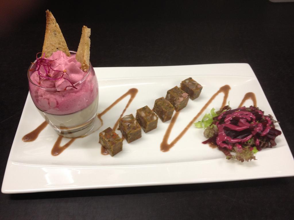 Logis Hotel Les Platanes Reyssouze Luaran gambar