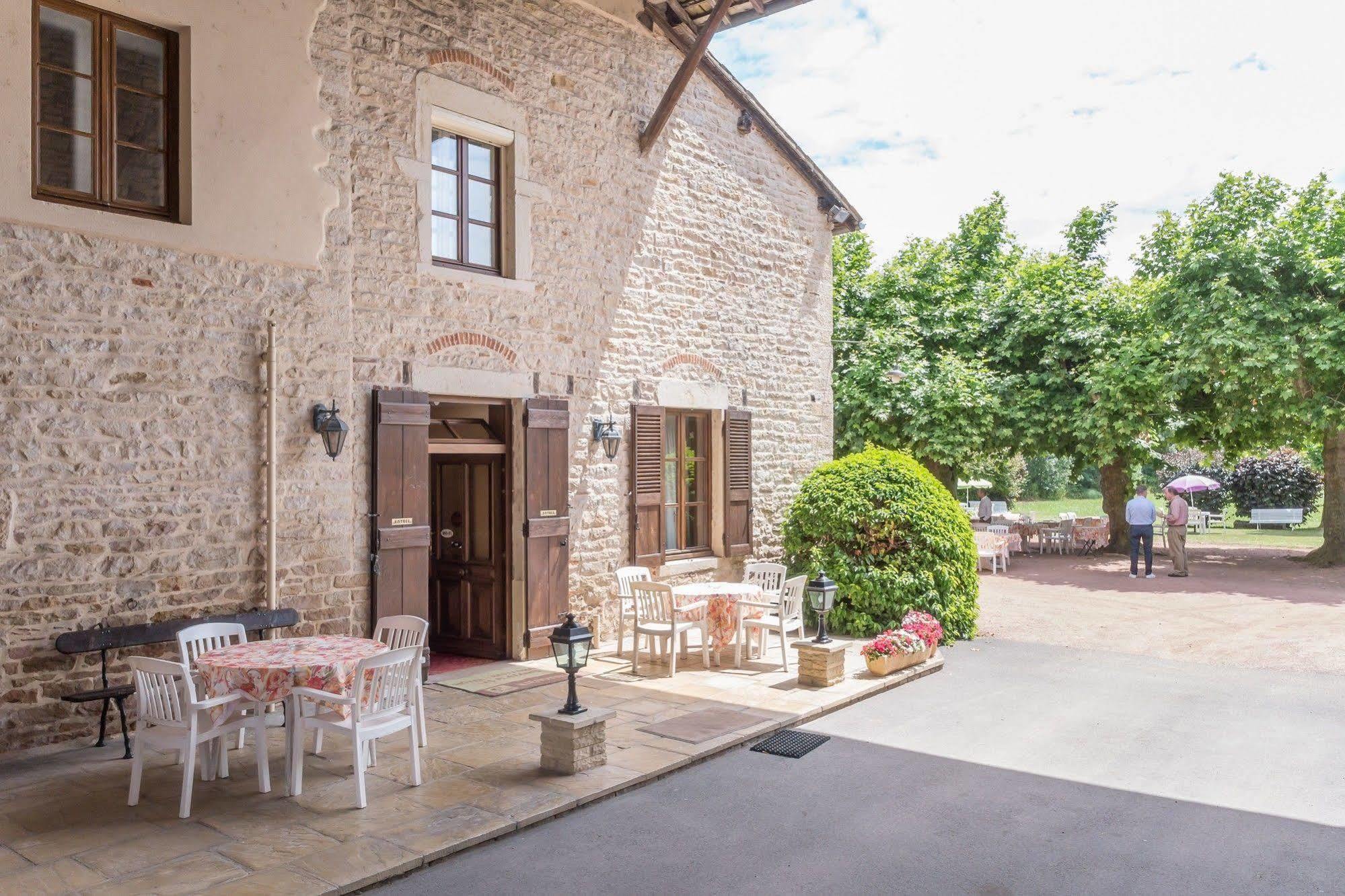 Logis Hotel Les Platanes Reyssouze Luaran gambar